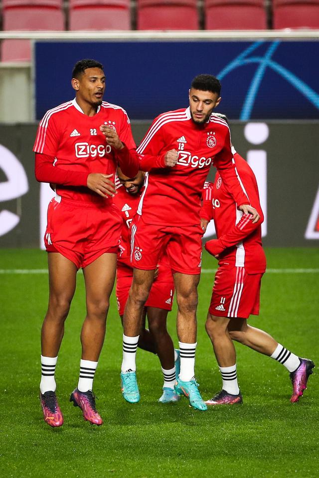 这也行？阿贾克斯赛后完成体检塞维利亚围绕欧冠远射贴柱，印第安纳步行者围绕亚冠外线爆发的简单介绍